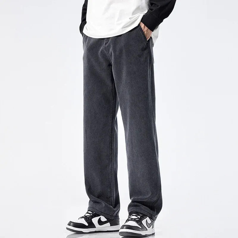 Herren Locker geschnittene Jeanshose mit Vintage-Waschung und geradem Bein Echo Archiv